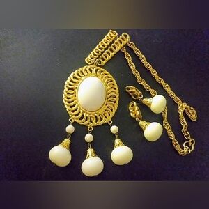 Vintage long necklace & earrings set